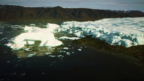 Auswirkungen-Der-Globalen-Erwärmung-Auf-Das-Gletscherschmelzen-In-Norwegen